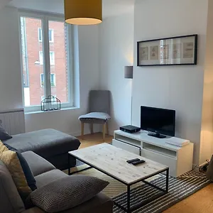  Apartment Centre - Beautiful Bright Apartment! France
